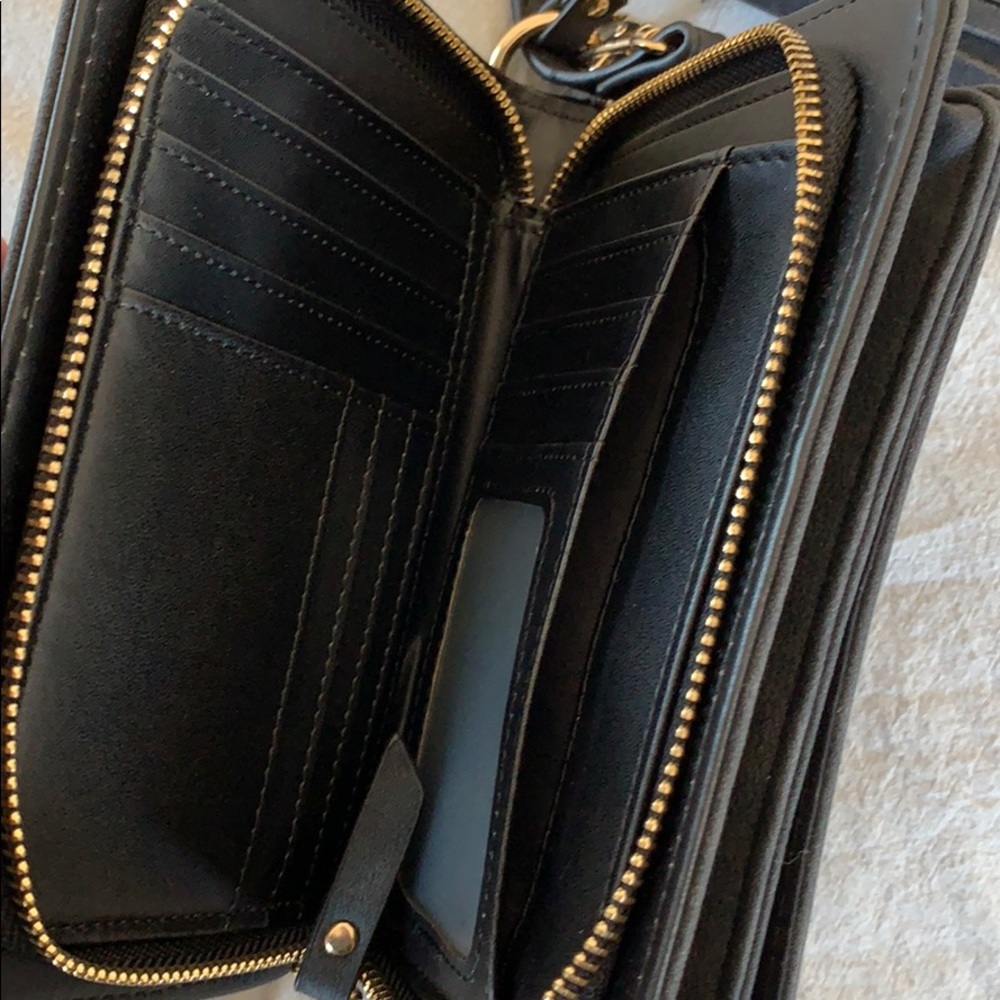 Purse - Picture 3 of 4